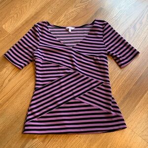 Candie’s, casual short sleeve retro style purple/black stripe top. Size M.